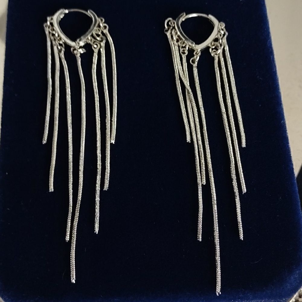 Dangle Chain Earrings    - Picture 4 of 5
